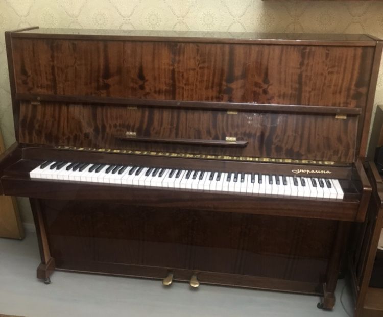 Продаю Пианино « Украина»