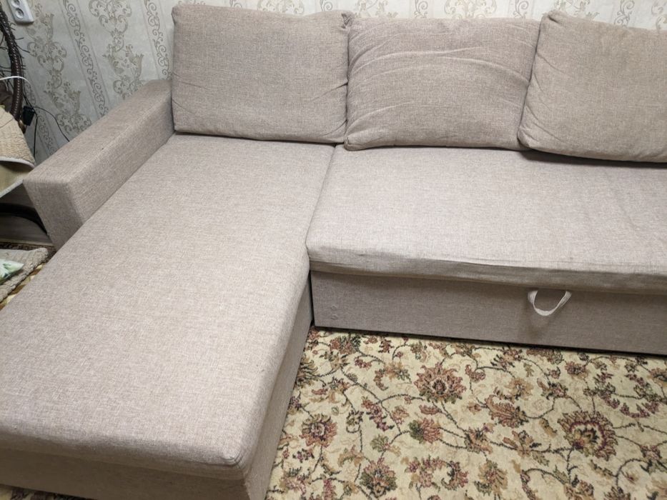 Продам угловой диван