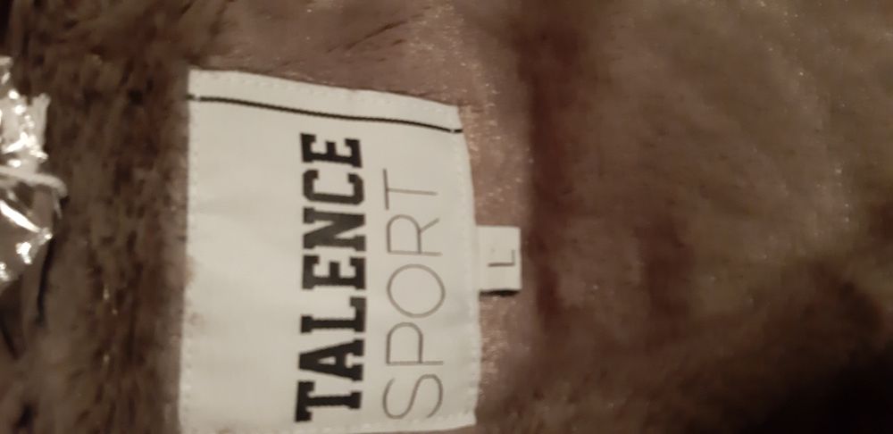 Парка дамска нова!