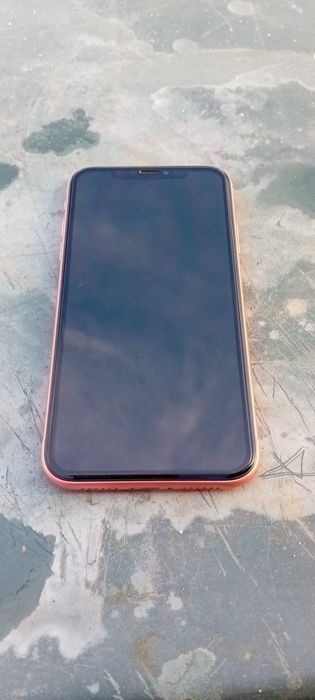 Vand iphone xr 81 bat