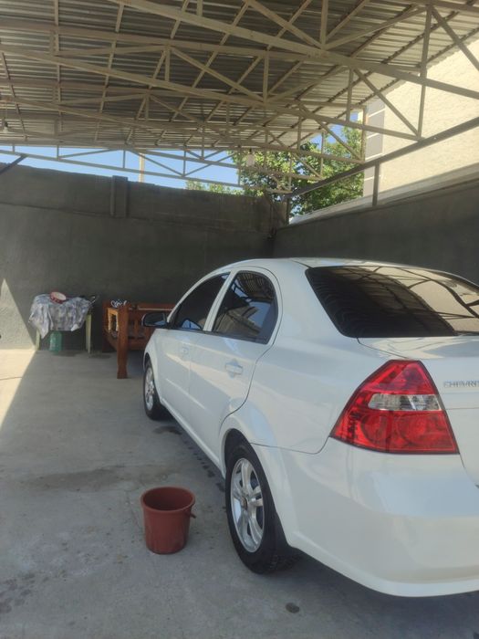 Nexia3 2018 avtomat  266ming yurgan kraska bor 4ta yangi yumshoq balon