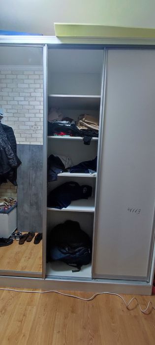 Шкаф-купе белый,