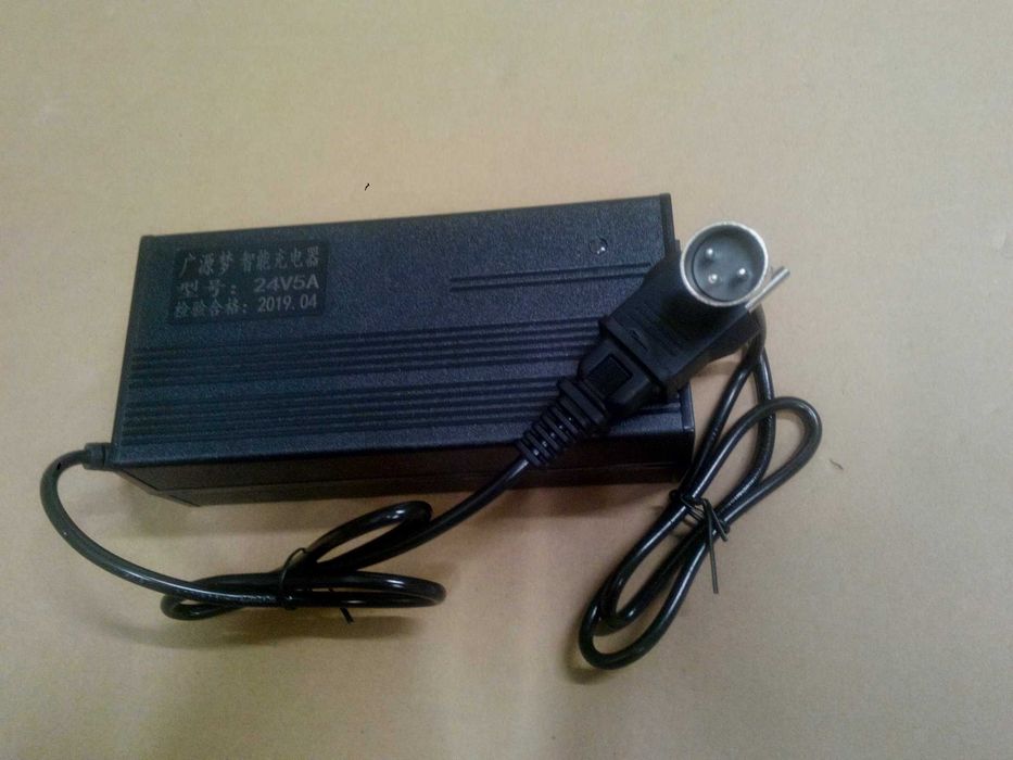 Зарядно за електрически инвалиден скутер, триколка, ел. скутер 24V