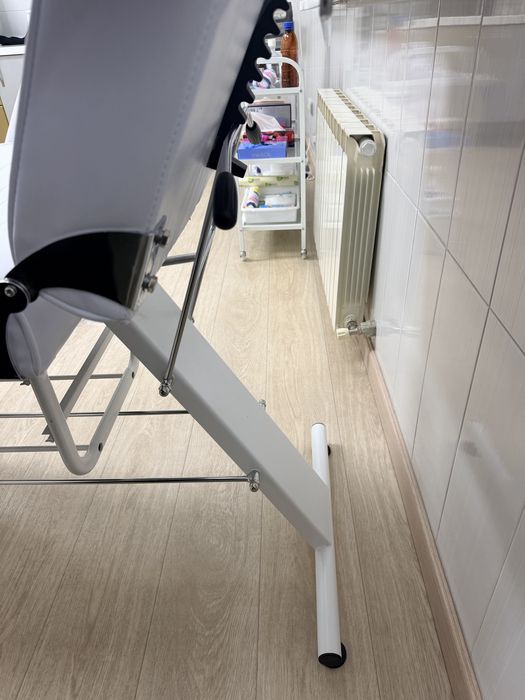 Кушетка косметологическая