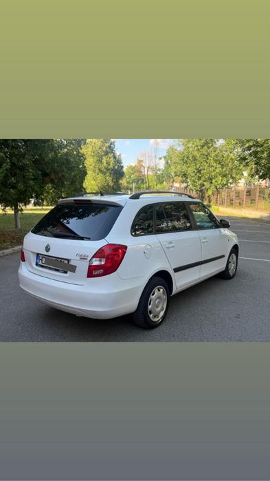 SKODA Fabia 2011 — imagine 4