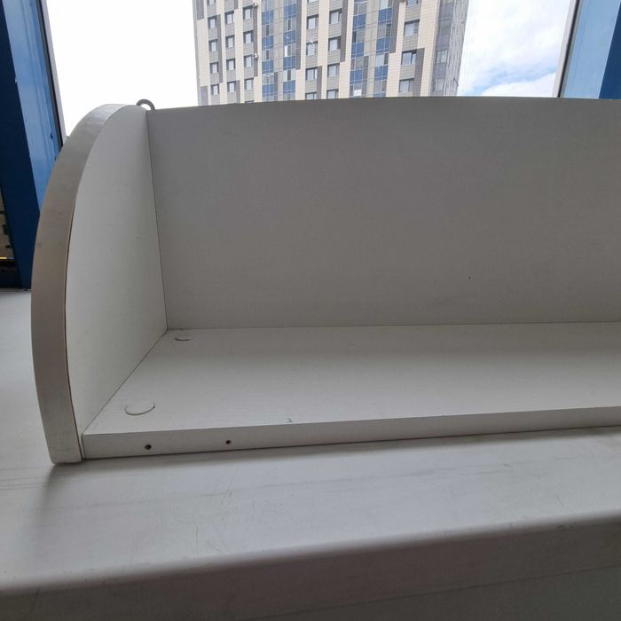 Продам книжную полку