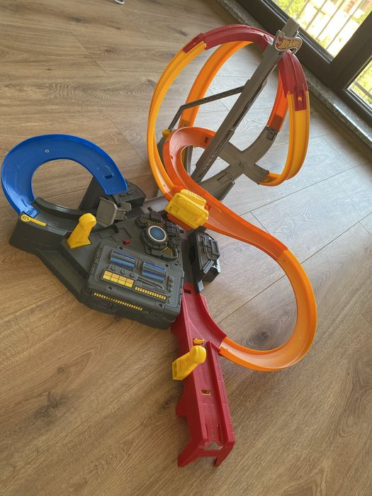 Писта Hot Wheels