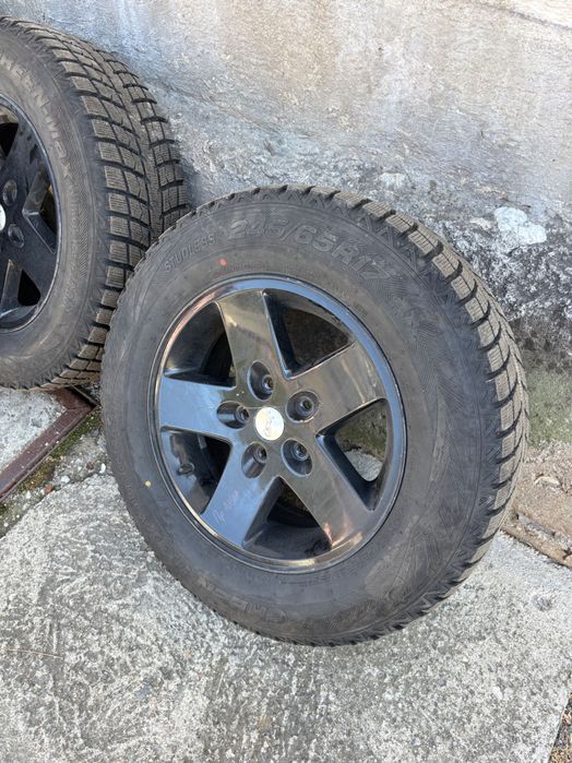 Зимни гуми и джанти за JEEP GRAND CHEROKEE 245/65/17