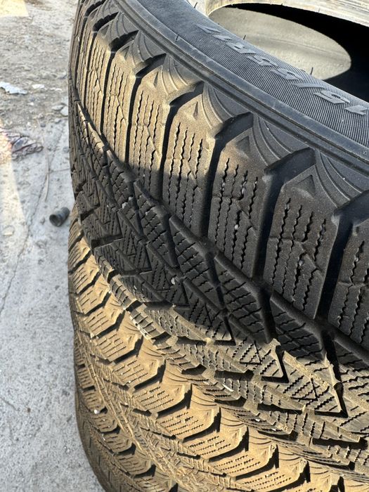 Корейские шины Roadstone комплект