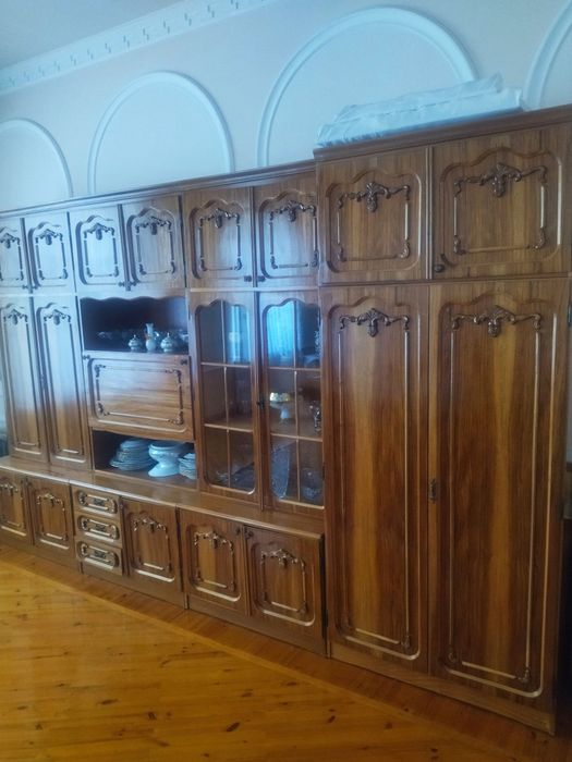 Продаётся Мебель стенка производство Румыния