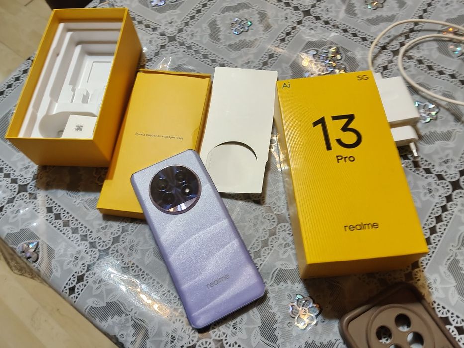 Продам Realmi 13 pro 5G.