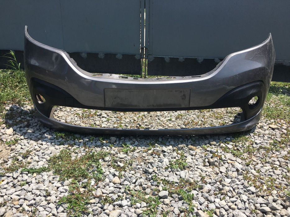 Оригинална Предна броня за Renault Trafic 14-18. 2бр.