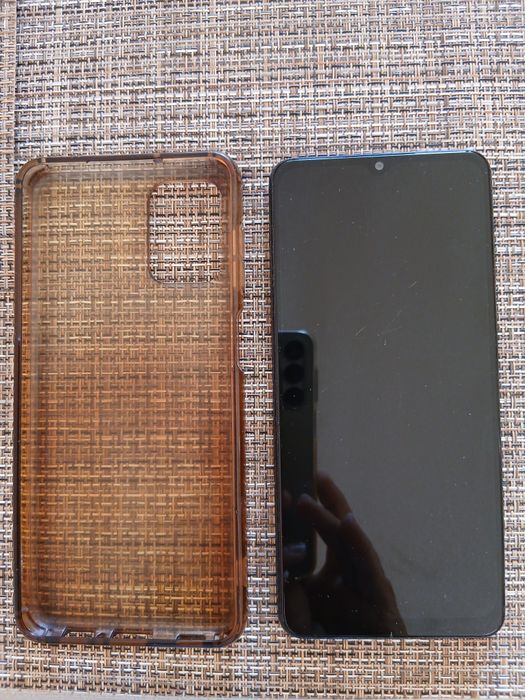 Samsung A12 -запазен за 110 лв. с калъфче и зарядно от м. СЕПТЕМВРИ