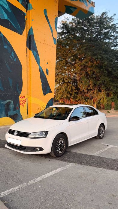 Volkswagen Jetta Match 2.0 TDI 140 CP DSG
