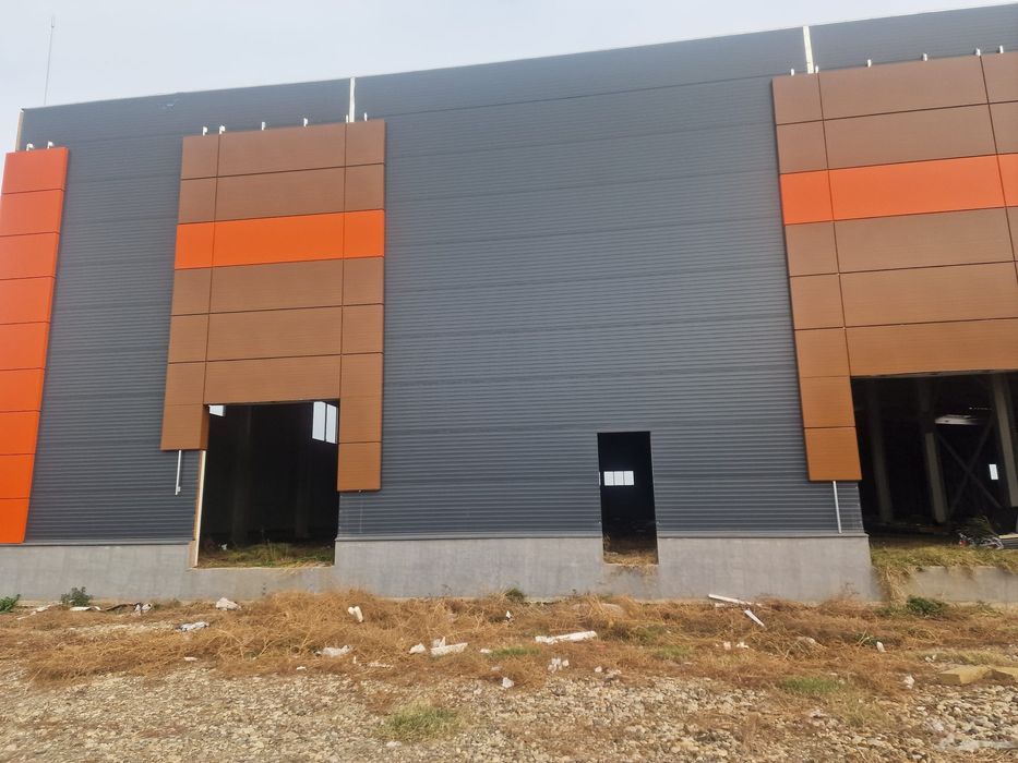 Vand hale metalice lucrăm fără avans