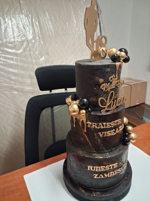 Machetă tort aniversar