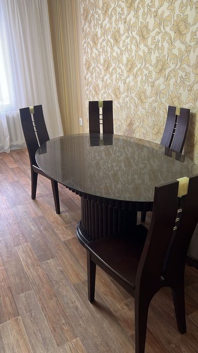 Стол со стульями 6 шт