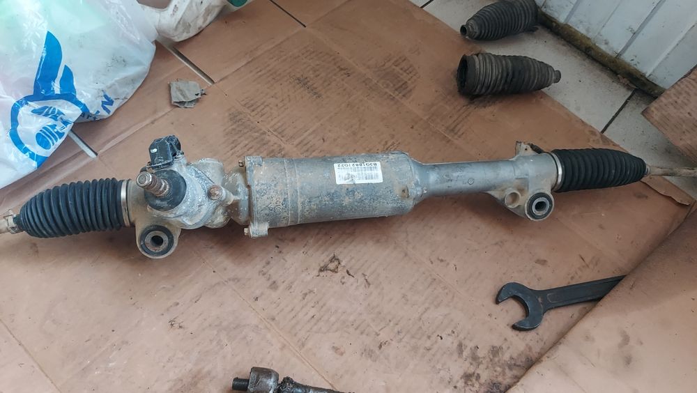 Продам рулевая рейка на GS 300