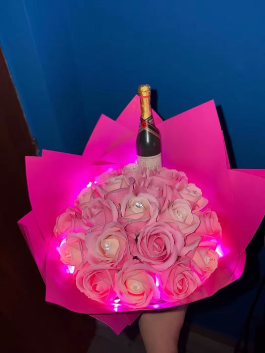 Buchete handmade realizate la perferintele clientului.