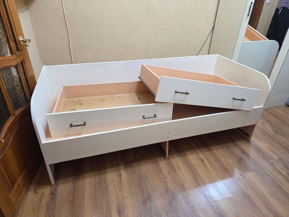 Отдам в дар кровать