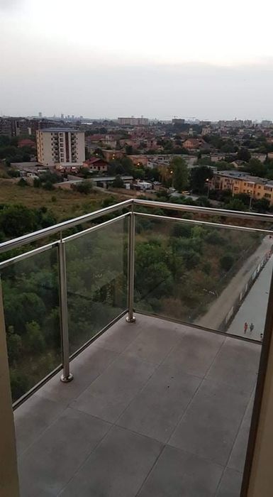 Închiriez Garsonieră