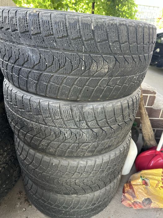 Продам шины 275/45/20, 245/45/18