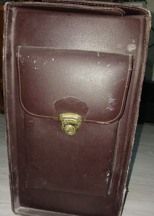 Продавам докторски куфар