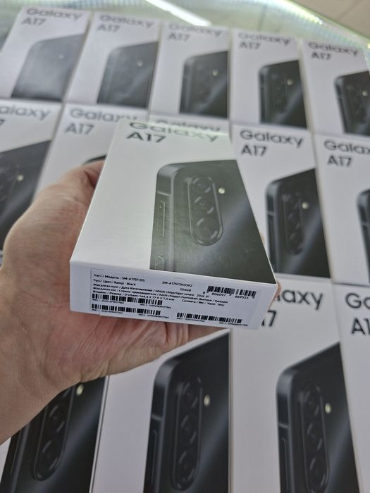 Samsung A17 . 128гб новый
