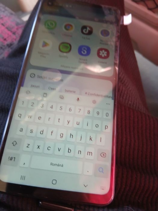 Vând telefon samsung a21 s aproape nou