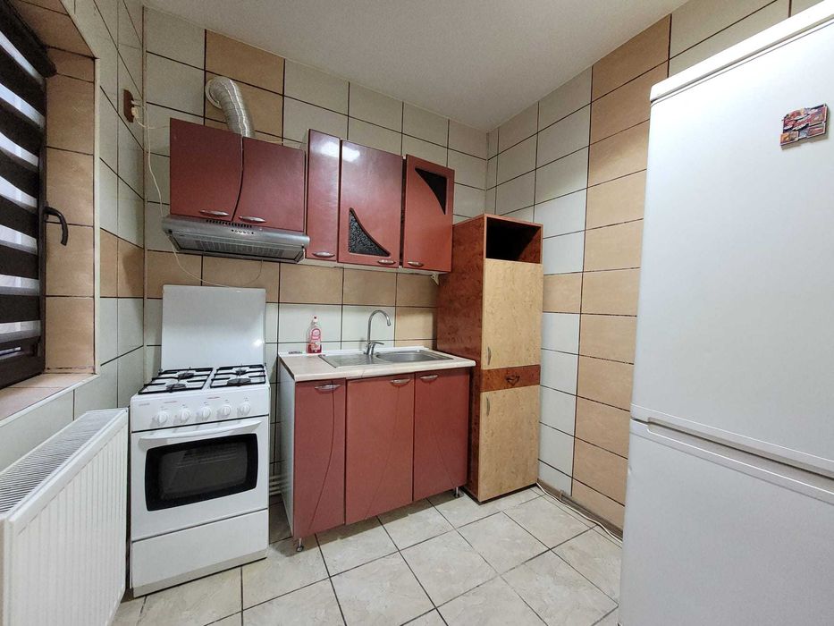 Inchiriez casa/vila super ca locuinta sau pentru afacere fara avizul vecinilor!