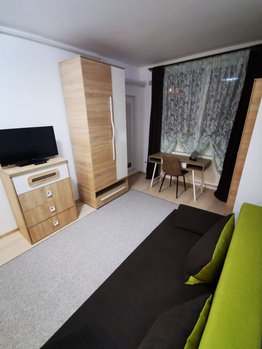 Închiriez apartament Oasului