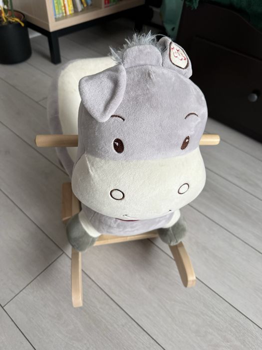 Balansoar din plus magarus