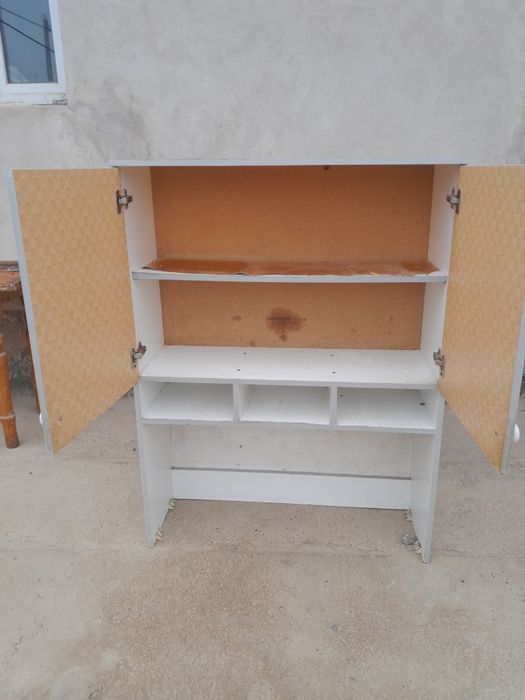 Кухнны шкаф орташа жағдайда