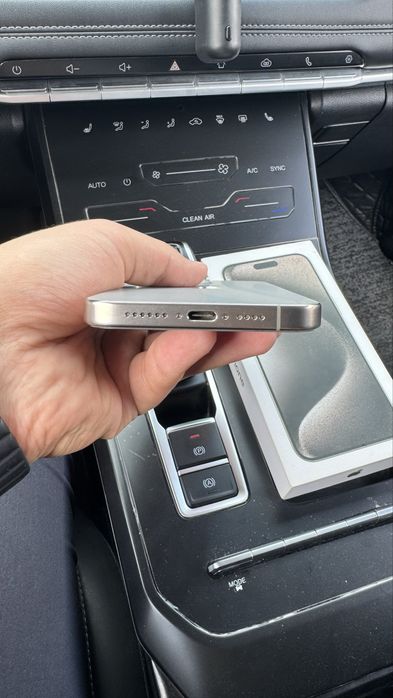 iPhone 15 Pro Max