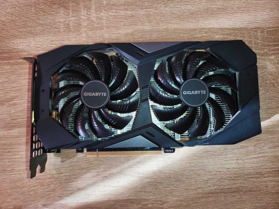 Placa video - Gigabyte GTX 1660 Super - 6GB VRAM (GDDR6)