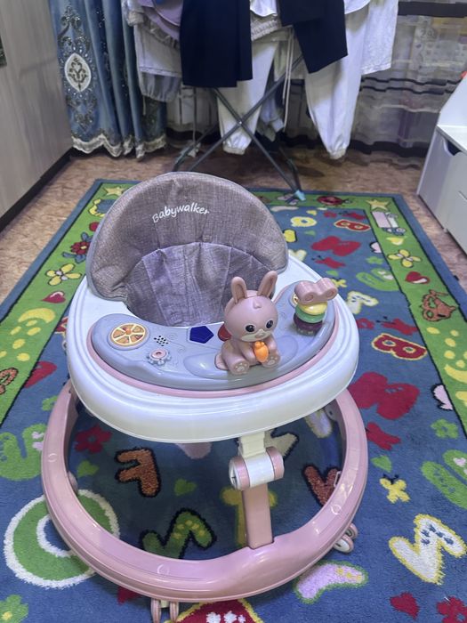 Продам ходунки для ребенка