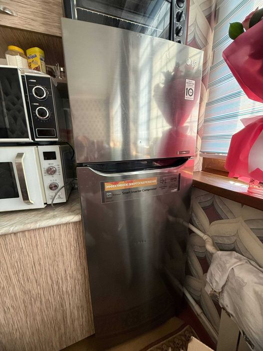 LG икки камерали музлаткич сотилади (Smart Inverter)