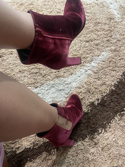 Обувь женская продается