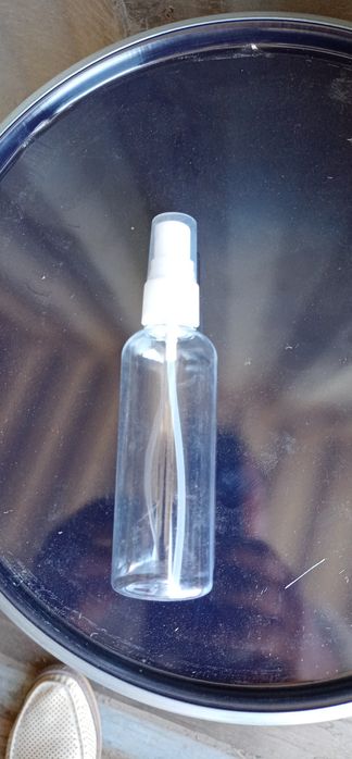 Флаконы с распылителем на  50 мл