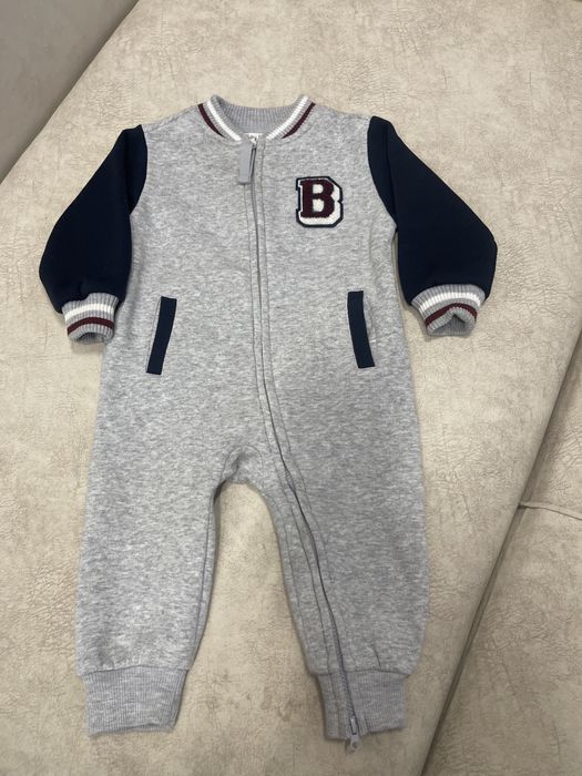 Продам пакет с детскими вещами