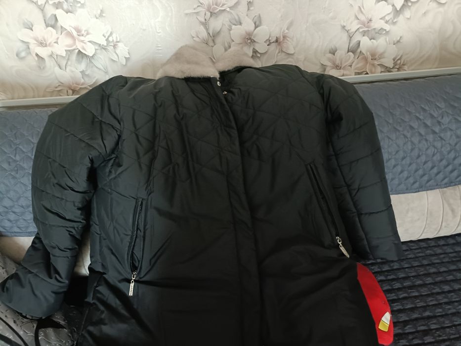Продам зимнее пальто
