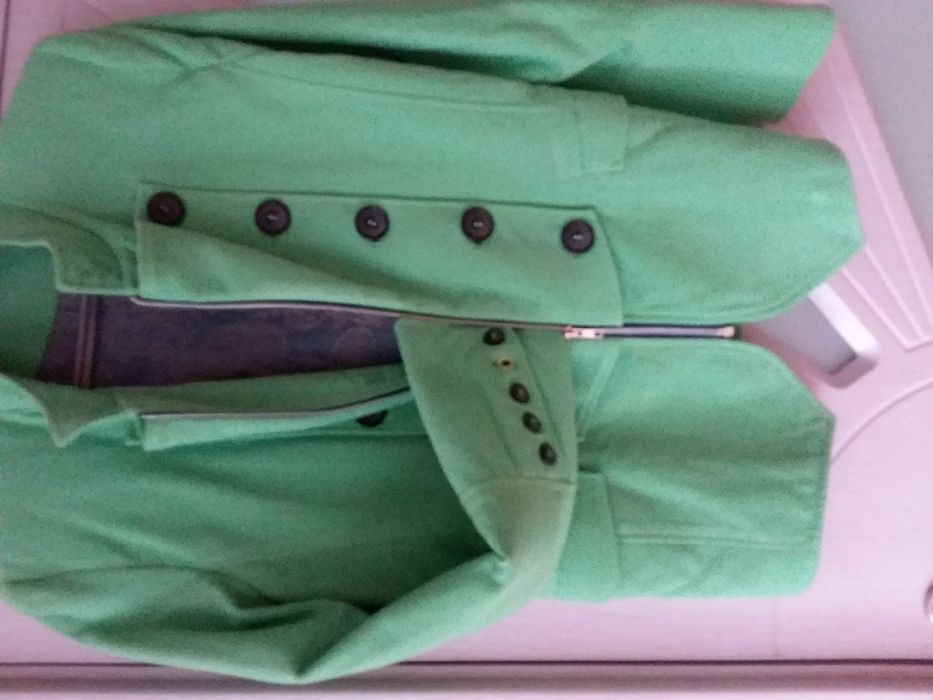 Продавам 2бр. мъжки сака