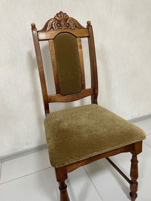 Продам стол со стульями