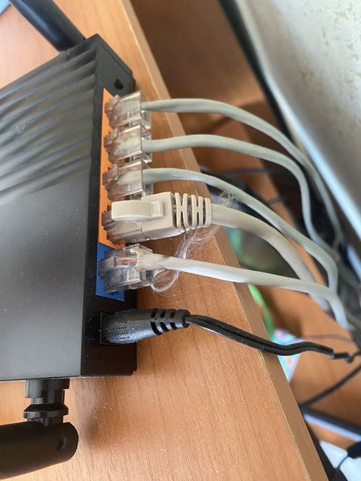 Настройка WI-Fi.  LAN кабел тортиш. LAN кабелга коннектор к,у'йиш.