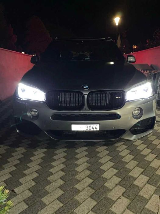 Negru Lucios Grile Nari Duble M BMW X5 X6 F15 F16 F85 F86 CapaceOglinz