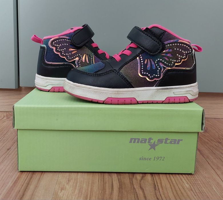 Детски.   обувки