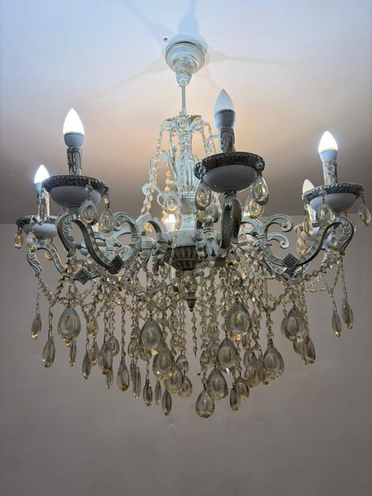 люстра в отличном состоянии срочно