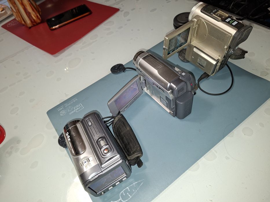 Aparate miniDV JVC si Medion, funcționale,pt piese,reparat sau colecție