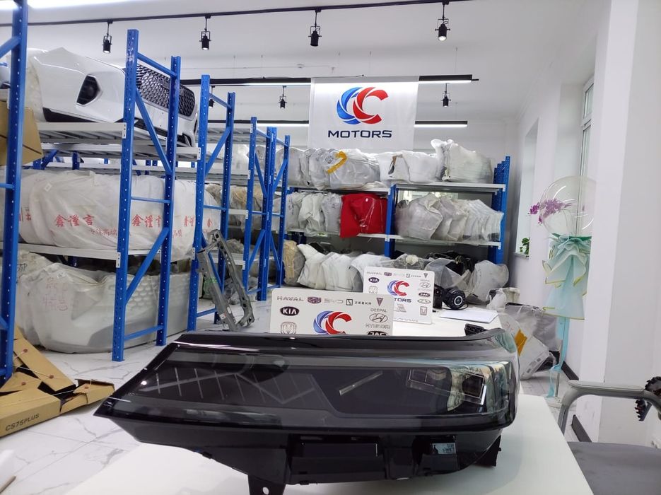 Передняя фара Changan CS 75