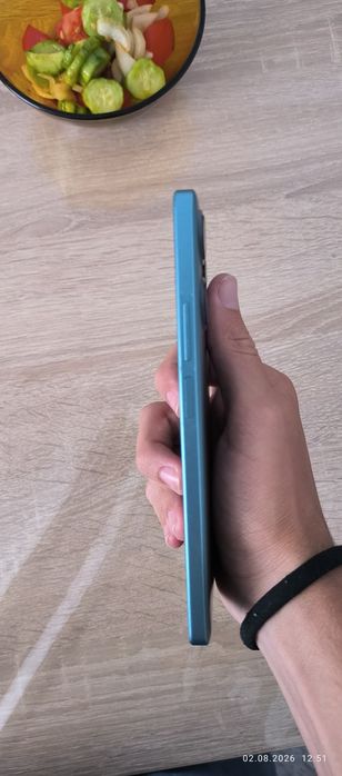 Poco f5 8/256 gb